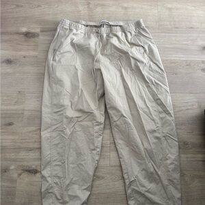 Abercrombie & Fitch Beige Chinos